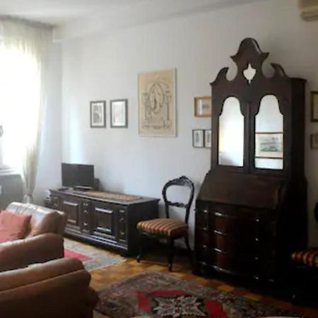 Apartmán Charming Flat With Terrace Over The Canal Benátky Exteriér fotografie